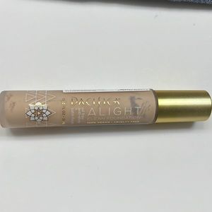 Pacifica beauty Alight Foundation
